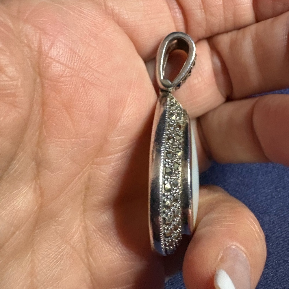 Pendant*Mother of Pearl & Rose Quartz 925 Sterling Silver Marcasite - Picture 7 of 8